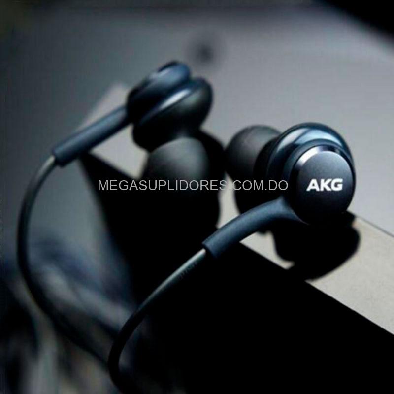 Audífonos AKG con Cable de Tela Trenzado | Auriculares Alta Resistencia